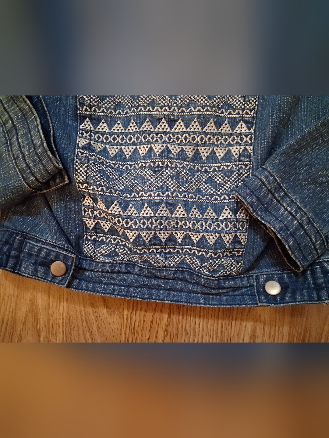 Thread & Supply Denim Jacket With White Embroidery. Womens. Size Medium. — image 5 of 8